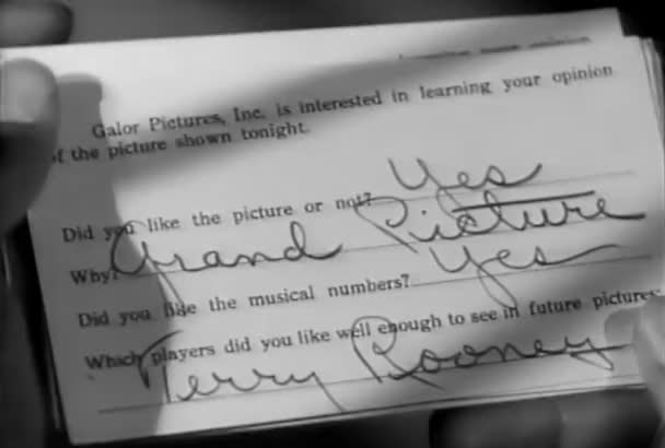 Close Filled Out Audience Feedback Cards Film 1930S — Stock Video