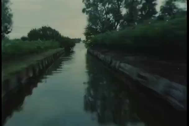 Point Vue Bateau Moteur Accélérant Canal — Video