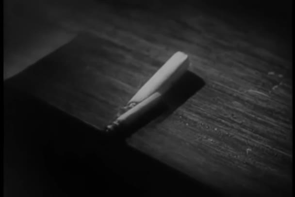 Проміжок Часу Постріл Сигарети Горить Попелу — стокове відео