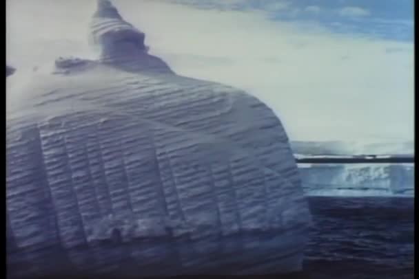 Montage Ijsbergen Antarctica Vintage Beelden — Stockvideo