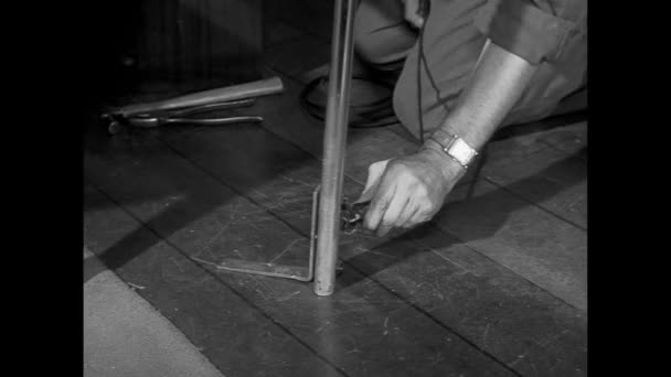 Adam Bir Bubi Tuzağı 1950 Lerde Arma — Stok video