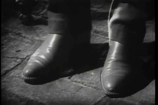 Close Feet Tapping Vintage Footage — Stock Video