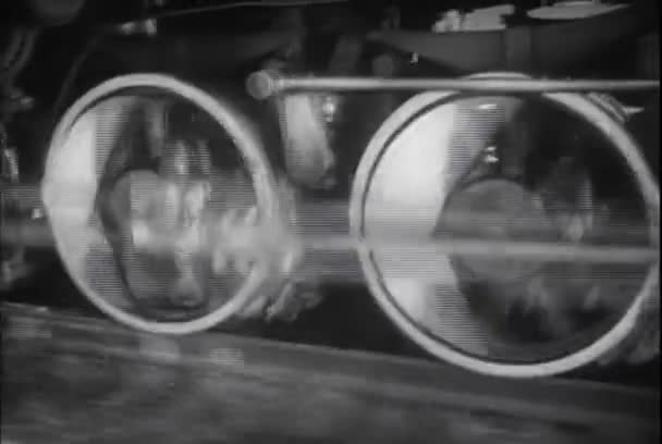Close Wheels 19Th Century Locomotive Action 1940S — Stock Video