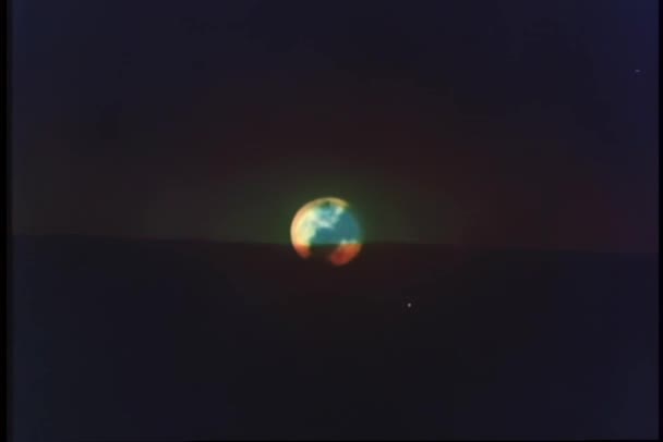 Wideshot Sunset Fading Moon Night Sky — Stock Video