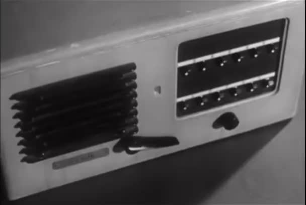 Erkek Teletalk Telsizden 1950 Lerde Dönüm Close — Stok video