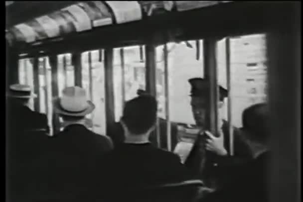 Passagerare New York City Vagn 1930 Talet — Stockvideo