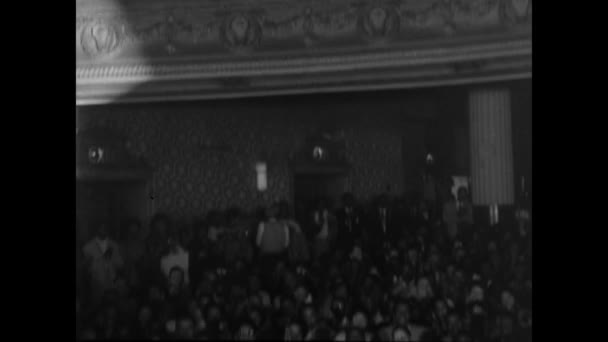 Montaż Widowni Teatrze Klaskanie 1950 Roku — Wideo stockowe