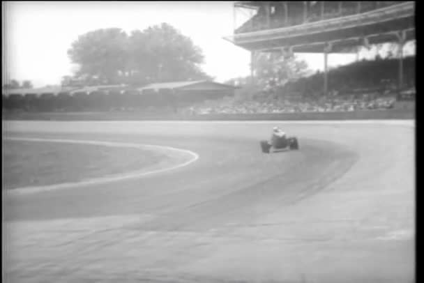 Indy 500에서 자동차 경주의 빈티지 비디오 — 비디오