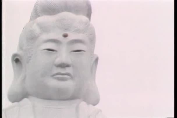 Zavedení Shot Obří Asijské Socha Pagoda — Stock video