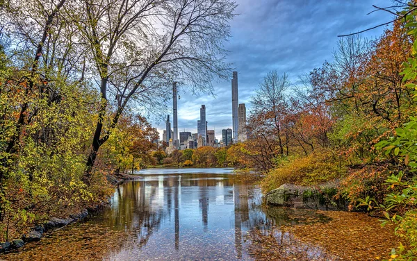 Vid Sjön Central Park New York City Manhattan Slutet Hösten — Stockfoto
