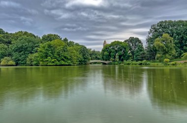 Bow Köprüsü, Central Park, New York Yazın sonlarında sabahın erken saatlerinde