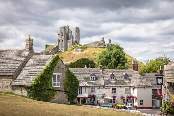 Dorset Reino Unido Julho 2022 Aldeia Histórica Com Ruínas Castelo — Fotografia de Stock