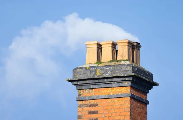 Wood Smoke Blue Sky Billowing Brick Chimney Old House — Stock Photo, Image