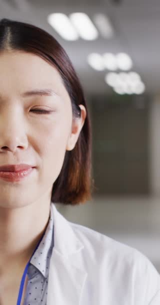 Vertical Video Portrait Happy Asian Female Doctor Global Medicine Health — Stock video
