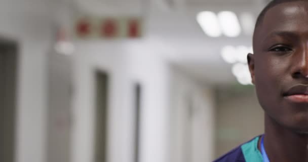 Video Half Face Portrait Smiling African American Male Medical Worker — Vídeo de Stock