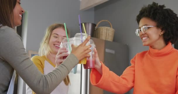Happy Diverse Teenager Girls Friends Drinking Healthy Drink Kitchen Slow — Stock video
