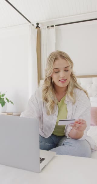 Vertical Video Happy Caucasian Size Woman Using Laptop Credit Card — Stock Video