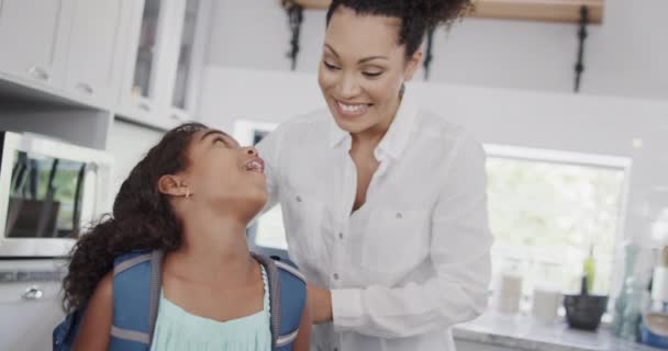 Happy African American Mother Daughter Embracing Kitchen Slow Motion Spending — Stock Video