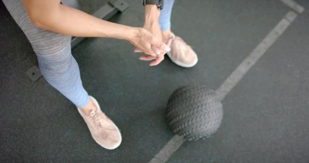Fit Young Caucasian Woman Prepares Workout Gym Medicine Ball She — Stock Video