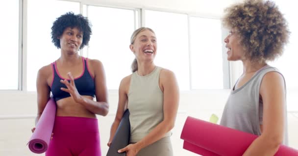 Three Women Holding Yoga Mats Chatting Bright Room Biracial Women — Stock Video