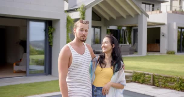 Diverse Couple Smiling Modern Home Backyard Home Caucasian Man Asian — Stock Video