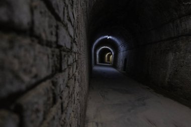 Ulaşım için tünel ayrıntıları, yeraltı mimarisi