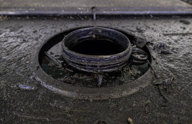 Kirli ve kullanılmış petrol, kirlilik ve çevre tahribatının ayrıntıları