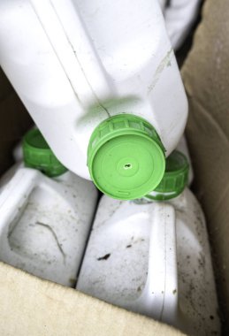 Kirli ve kullanılmış petrol, kirlilik ve çevre tahribatının ayrıntıları