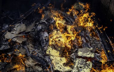 Alevler ve odun ile yanmış, doğal ve iklimsel felaket, kaza