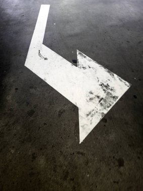 Yere çizilmiş yön oku, trafik ve tiraj