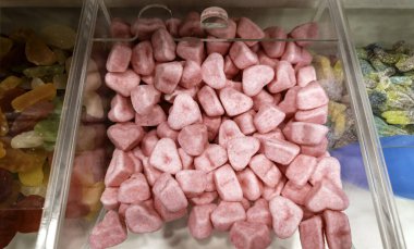 Şekerli jelibonlar aromalı, yiyecekli.