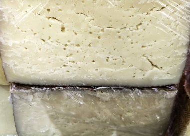 Geleneksel pazarda süt ürünlerinin ayrıntıları