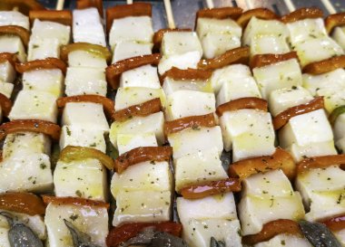 Izgara için taze balık, sağlıklı yiyecekler.