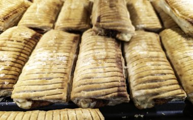 Tipik İtalyan tuzlu yemekleri, atıştırmalıkları.