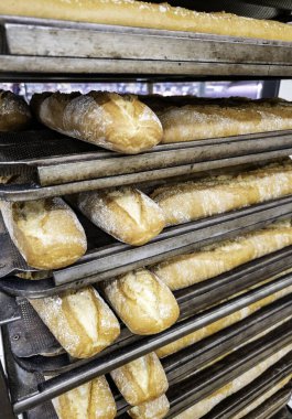 Eski bir fırındaki zanaatkar ekmeğinin ayrıntıları, günlük yiyecekler.