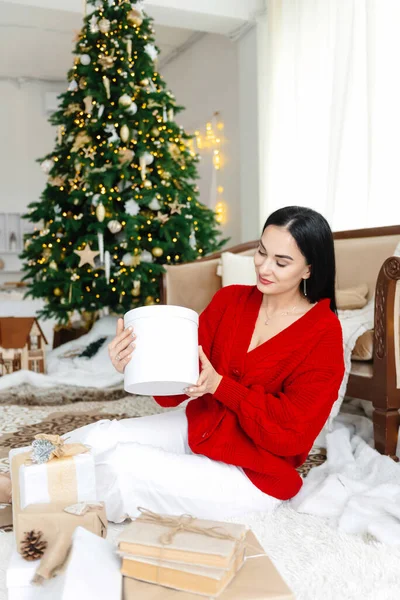 Woman Holding Box New Years Christmas Gifts Pointing Camera Front — Stock Photo, Image