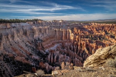 Witness the stunning rock formations and vibrant colors of Bryce Canyon as seen from Bryce Point. clipart