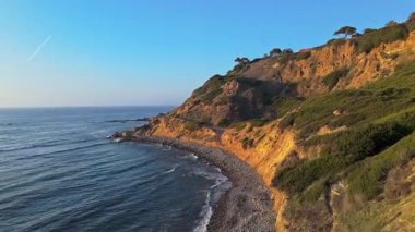 Bluff Cove turnası altın saatte çekildi