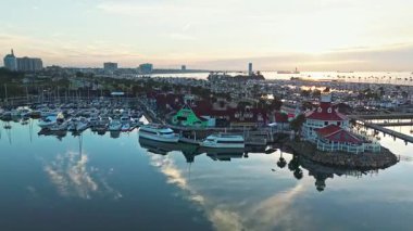 Long Beach Shoreline Village Gündoğumu Havası