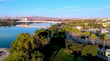 Hava Sahil Hattı Su Parkı, Long Beach, şafak vakti