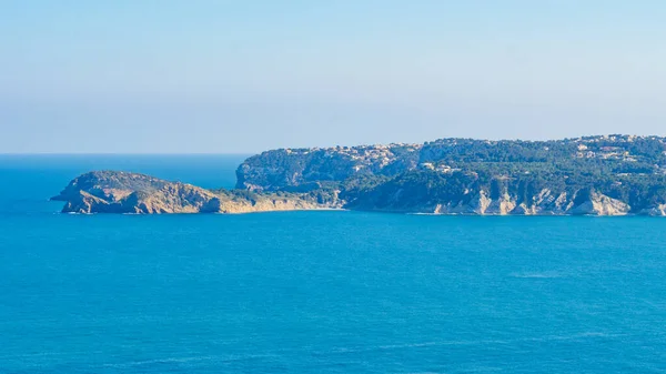 科斯塔布兰卡的地中海海景 西班牙东南部阿利坎特省北岸的圣安东尼奥角 — 图库照片