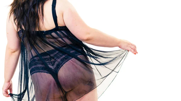 Volwassen Vrouw Draagt Sensuele Zwarte Tuniek Nachtkleding Satijn Slaapkledij Lingerie — Stockfoto