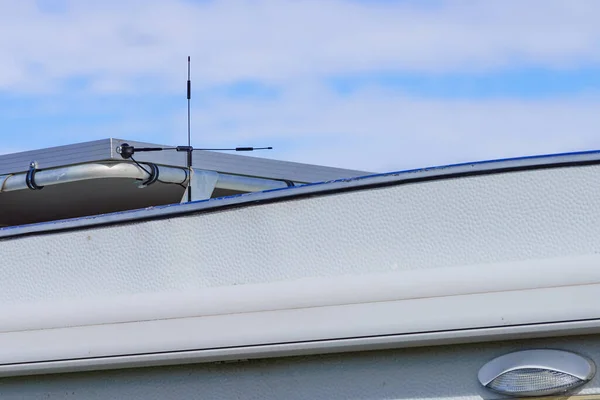 Беспроводная Антенна Крыше Кемпера — стоковое фото
