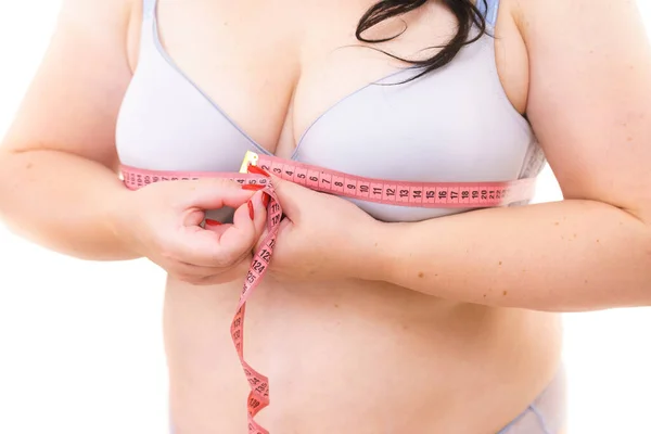 Női Mellek Közelsége Plusz Egy Kövér Aki Melltartót Visel Mérőszalagot — Stock Fotó