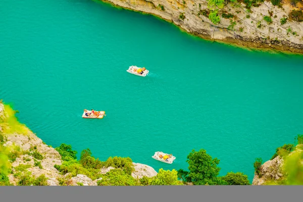 Boats Turquoise Water Croix Lake Verdon Gorge French Alps Mountains — Zdjęcie stockowe