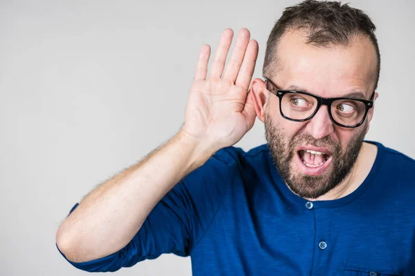 Mann Mit Brille Hat Hörprobleme Ist Taub Kerl Gestikuliert Abhörend — Stockfoto
