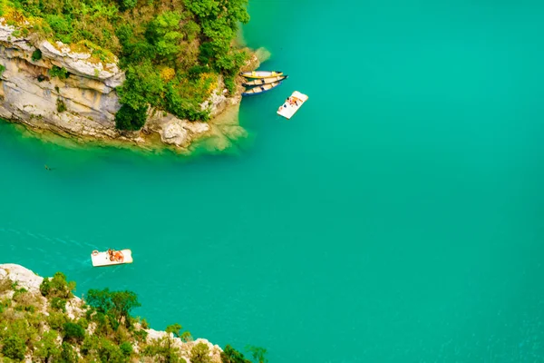 Boats Turquoise Water Croix Lake Verdon Gorge French Alps Mountains — Fotografia de Stock