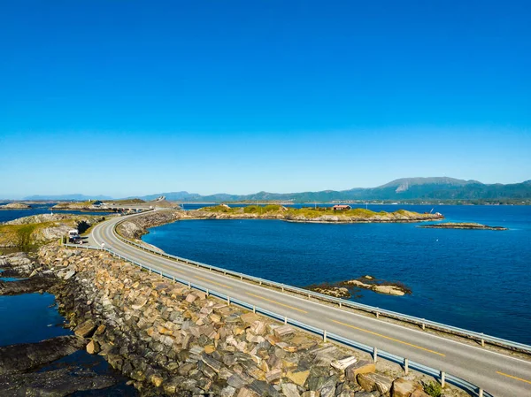 Luftaufnahme Weltberühmte Atlantikbrücke Atlanterhavsvegen Norwegen Europa Norwegische Nationalroute Touristenattraktion — Stockfoto