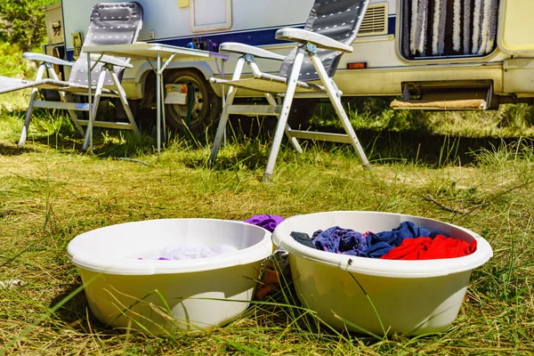 Doing Laundry Vacation Trip Bowls Clothes Caravan Vehicle Camping Nature — Stock Photo, Image