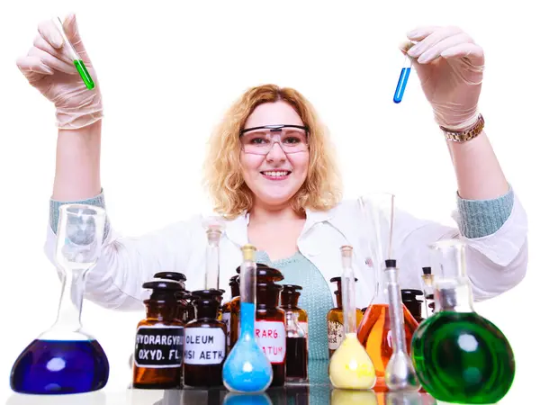 Videnskab Uddannelse Videnskabsmand Skolens Laboratorium Pige Med Mange Kemiske Bægre - Stock-foto